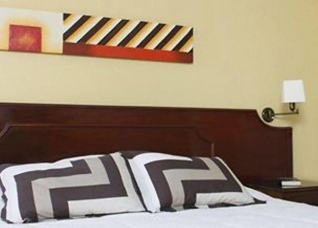 Hostel Duque De Villa Lima Bagian luar foto